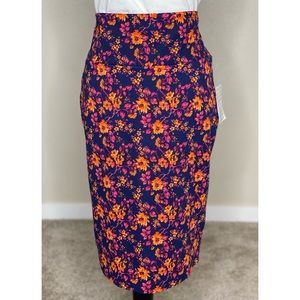 LULAROE- Cassie Skirt Floral Print Size Large